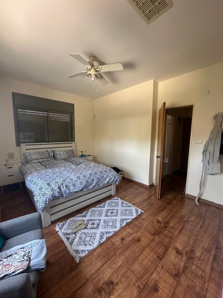 WhatsApp Image 2025-05-26 at 11.20.38 (1)