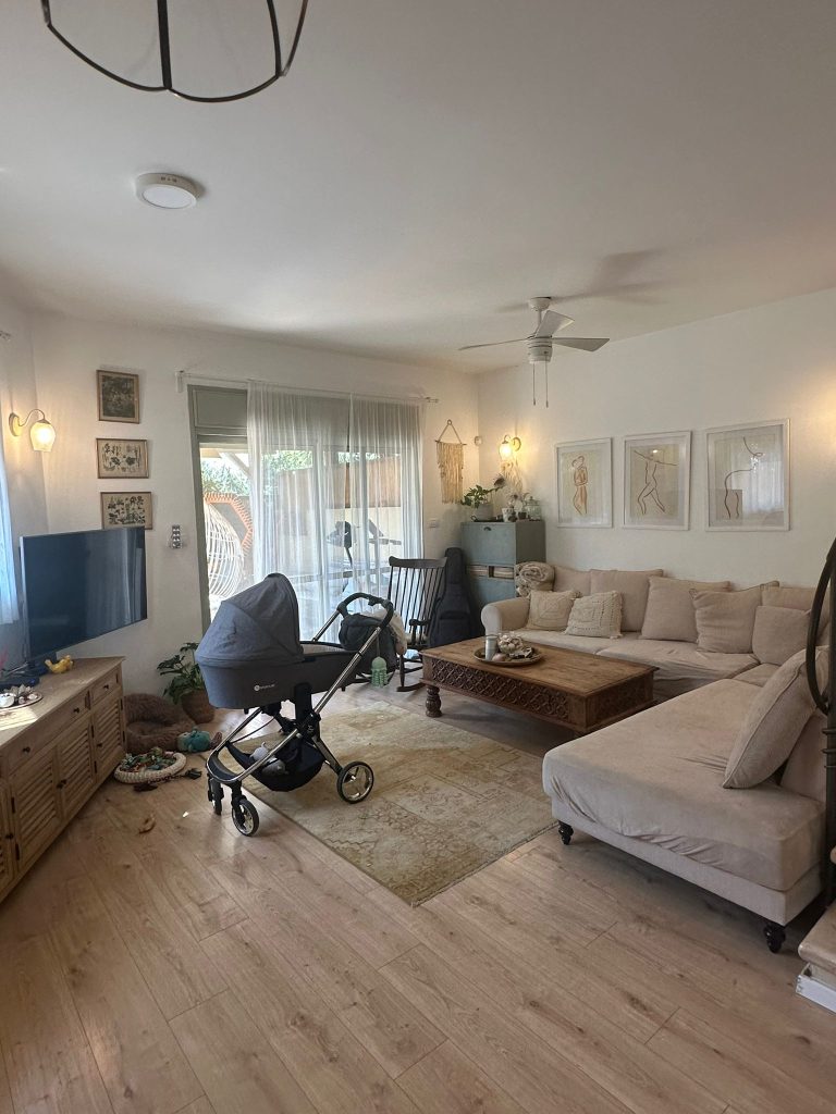 WhatsApp Image 2025-08-17 at 12.59.38 (3)