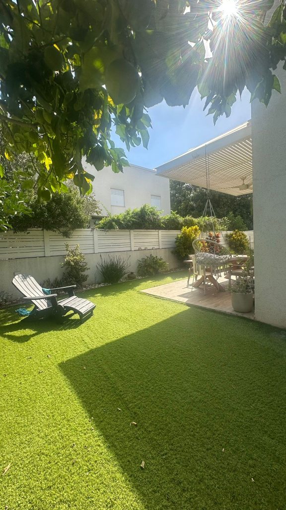 WhatsApp Image 2025-09-29 at 11.12.34 (2)