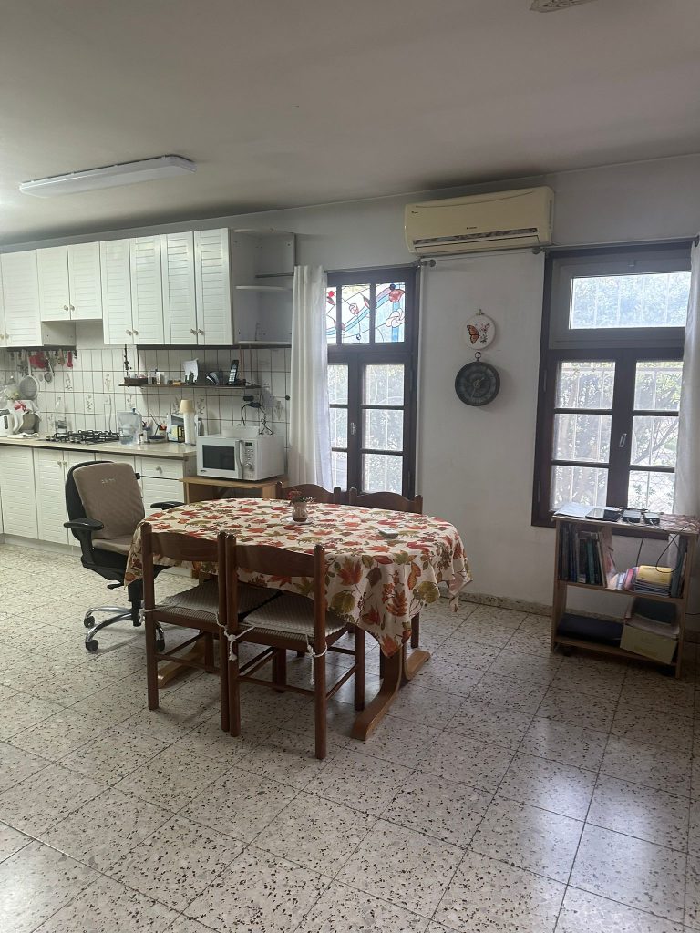 WhatsApp Image 2025-12-17 at 11.28.33