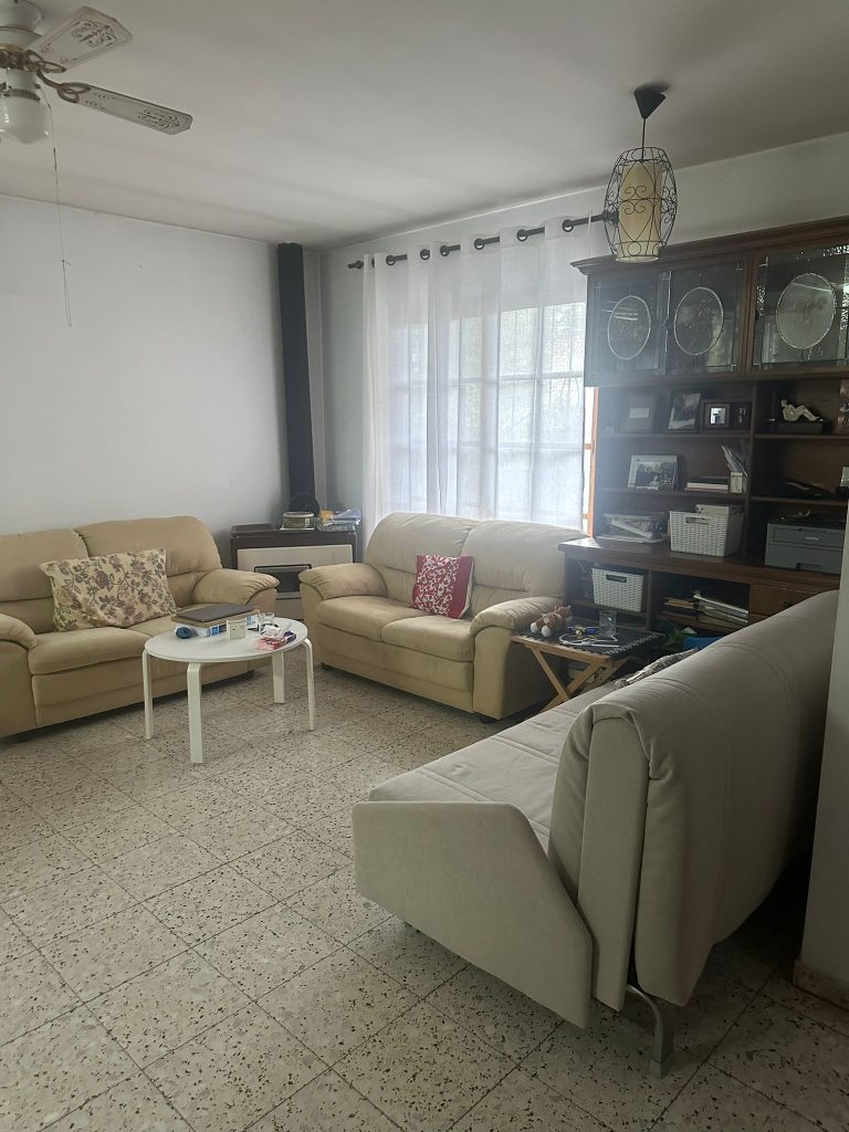 WhatsApp Image 2025-12-17 at 11.28.34