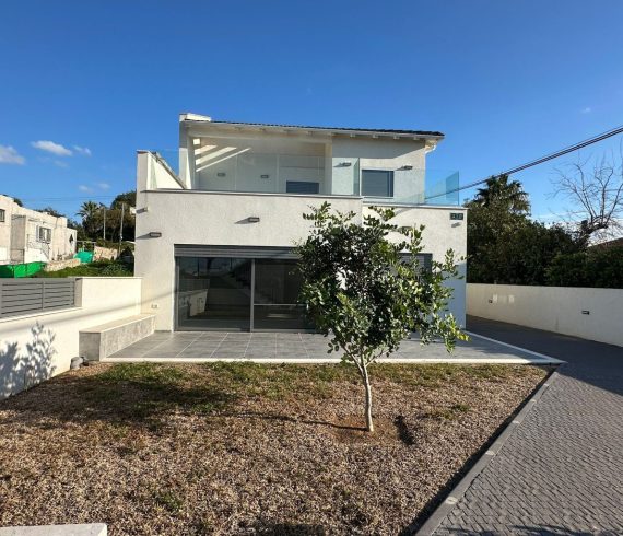 בבלעדיות – דו משפחתי חדש במערב בנימינה נכס 104